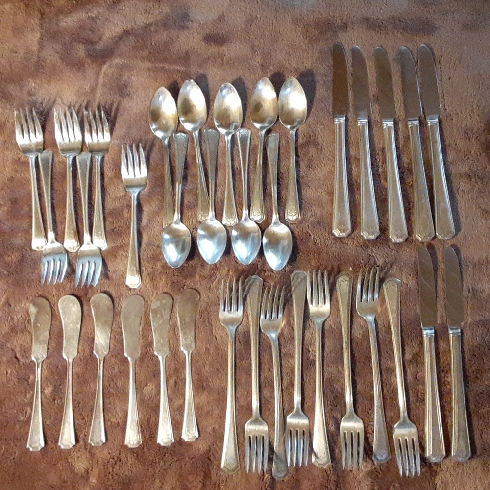 Vintage set (36 pcs) of silverware E.P.N.S., SILVER PLATE